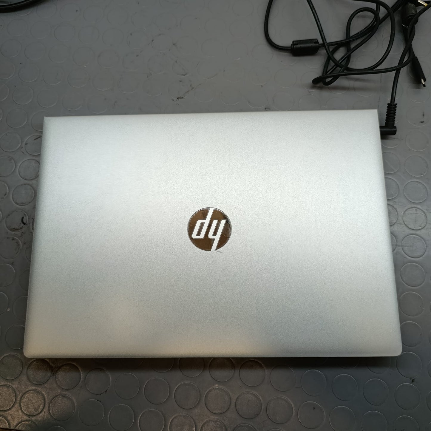 HP PROBOOK 640 G4 i5-8250U RAM 16GB;SSD 512GB DISPLAY 14” WIN 10PRO