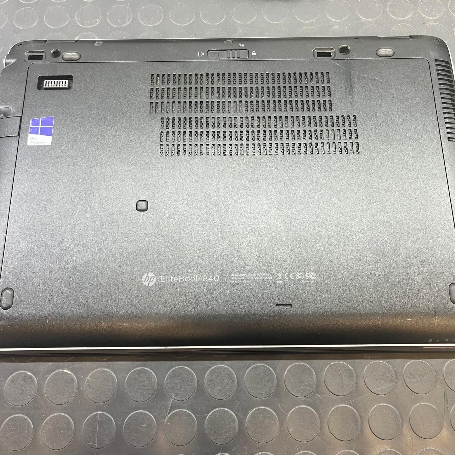 HP 840 G2 I5-5200U RAM 8GB SSD 256GB DISPLAY 14” WIN 10P