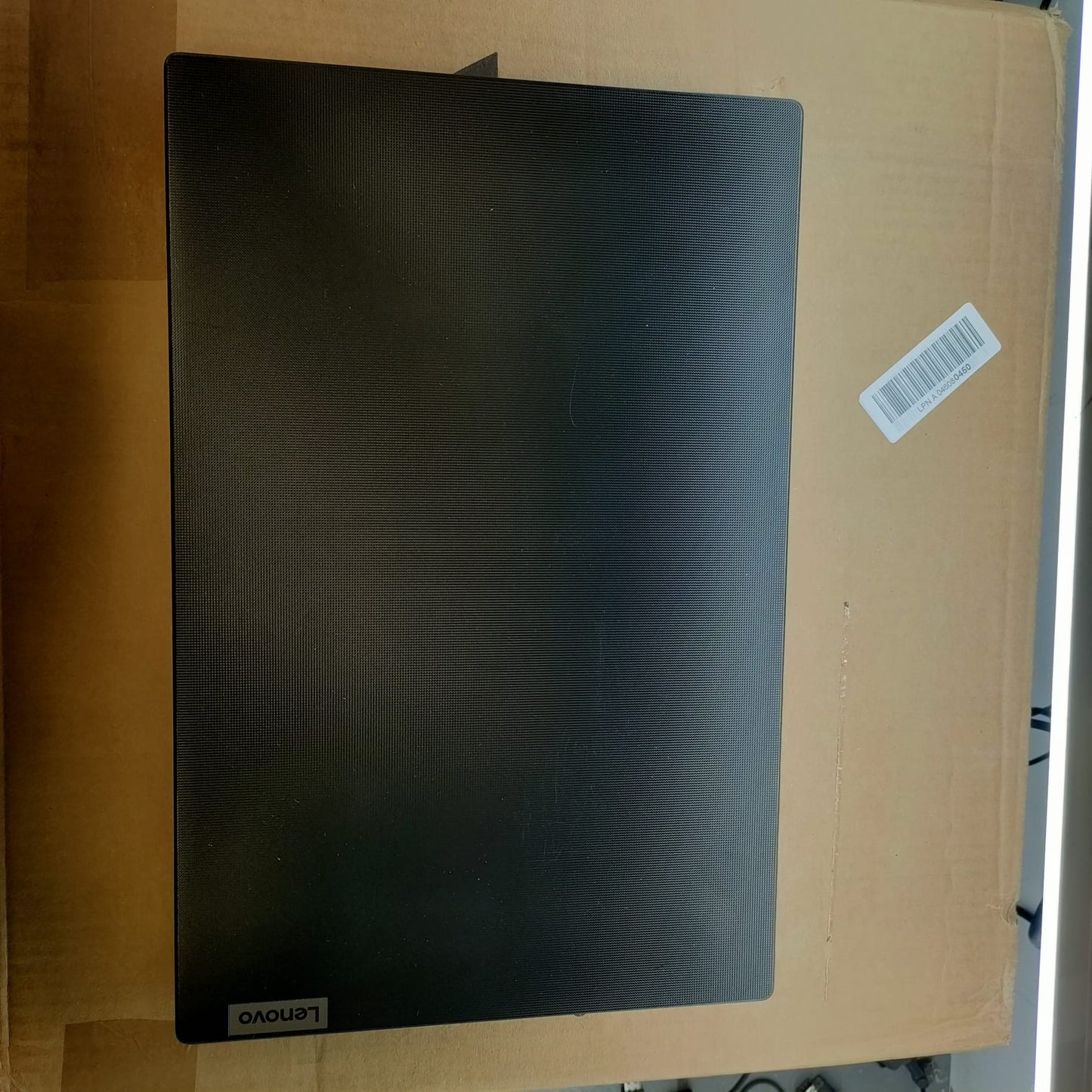 LENOVO V15 I5 -1335U RAM 24GB; SSD 1256G WIN 11PRO LIBRE