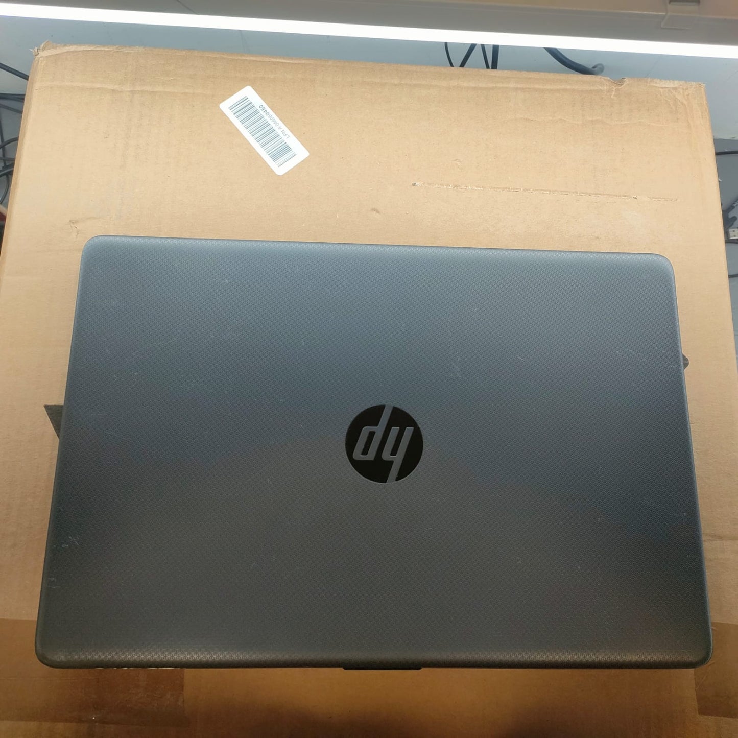 HP PROBOOK G8 N4120 RAM 4GB; SSD 128GB WIN 11 PRO LIBBRE