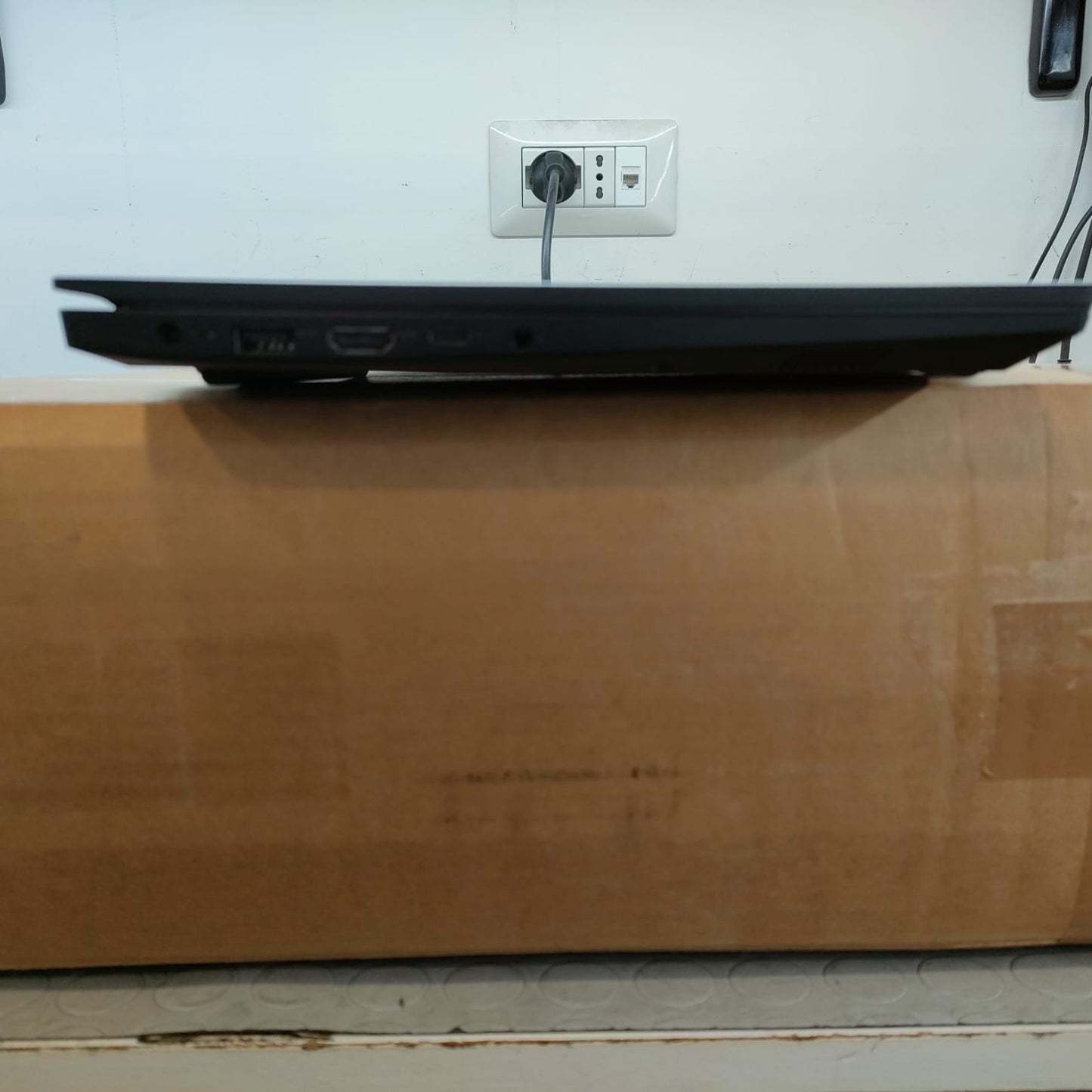 LENOVO V15 N4500 MEMORIA RAM 8GB; SSD 256GB WIN 11 PRO LIBBRE