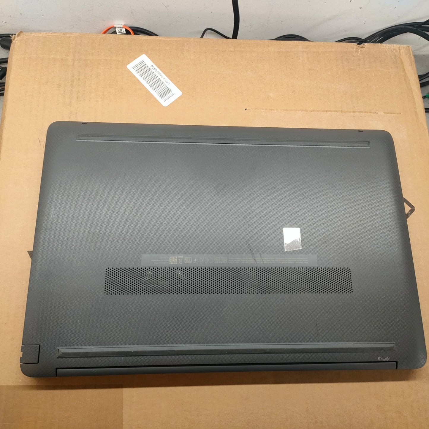 HP 250 G9 15.6" N4500 RAM 8GB; SSD 256GB WIN 11 PRO LIBBRE