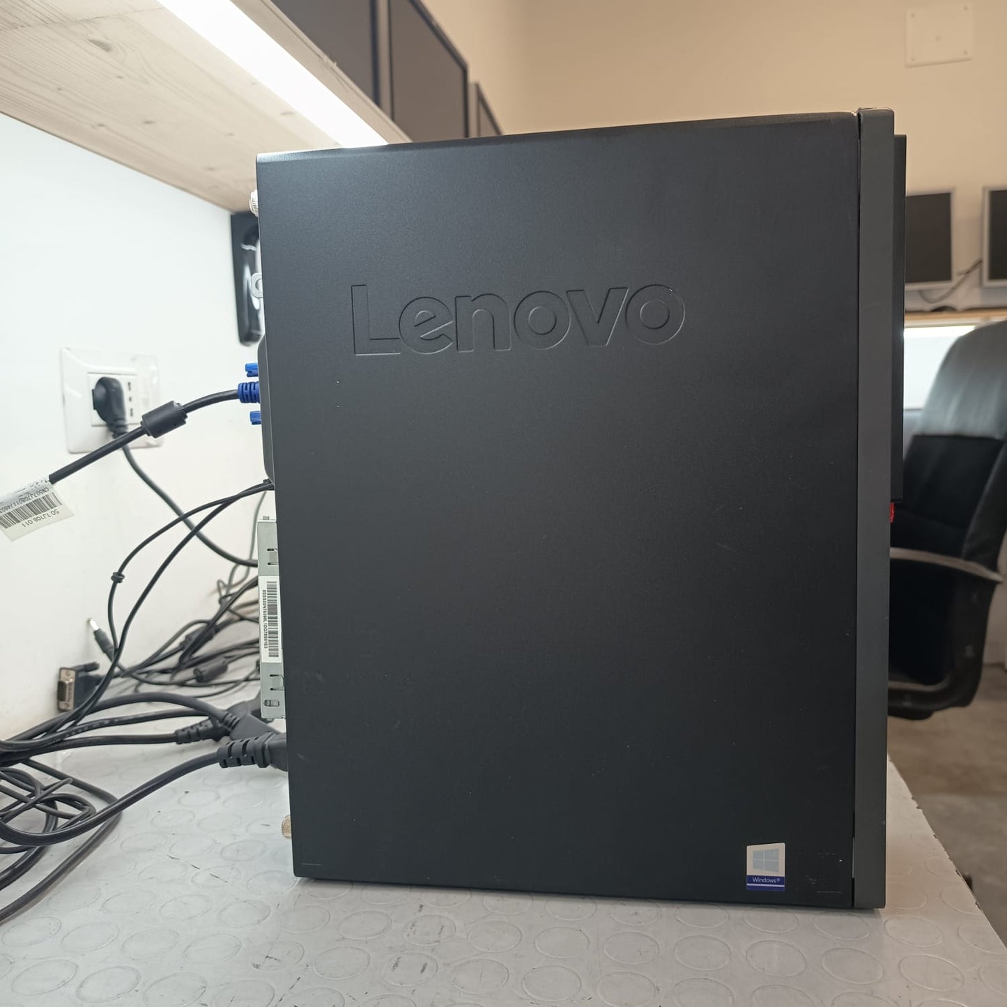 LENOVO M910s SFF I5 -7500T MEMORIA RAM 16GB; SSD 1TB WIN 10