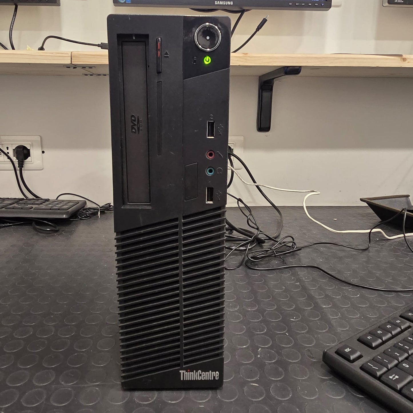 PC COMPUTER DESKTOP FISSO RICONDIZIONATO LENOVO M73 I5 RAM 16GB SSD 512GB WIN 11