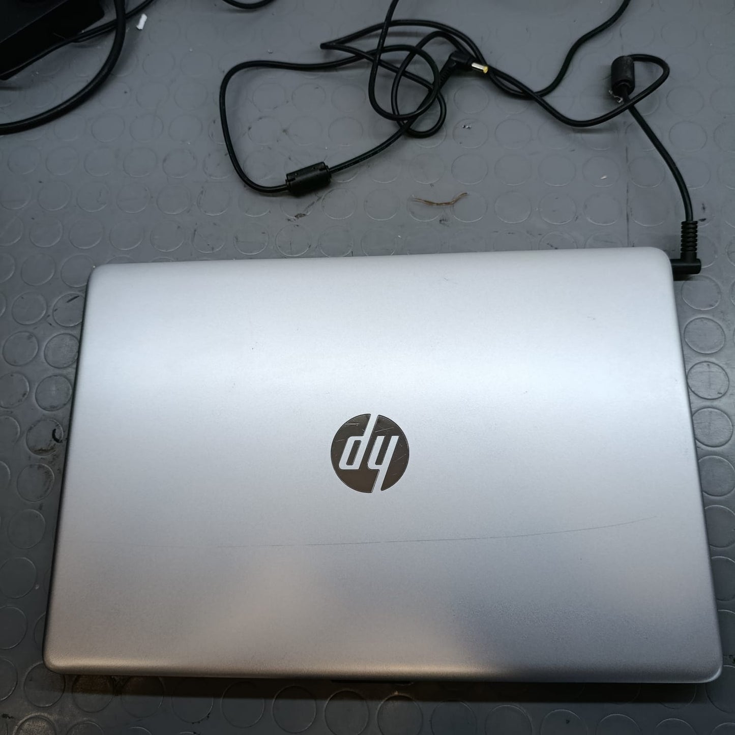 HP 255 G8 AMD 3020e SILVER RAM 16GB;SSD 128GB HDD 500GB DISPLAY 15.6" WIN 11P