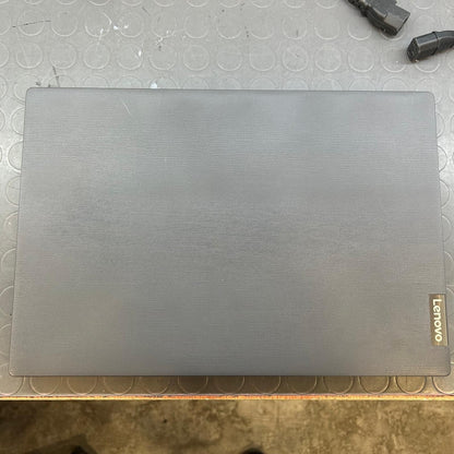 LENOVO IDEAPAD 15.6" AMD 3020E RAM 8GB; SSD 256GB WIN 11 PRO LIBRE