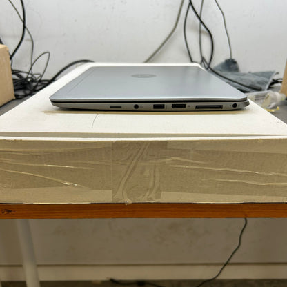 HP Elitebook Folio, 1040 G1 Notebook Pc portatile Pronto All'uso, Display 14", Intel Core i7, Ram 8GB, SSD 240GB, Pacchetto Libre Office W10P