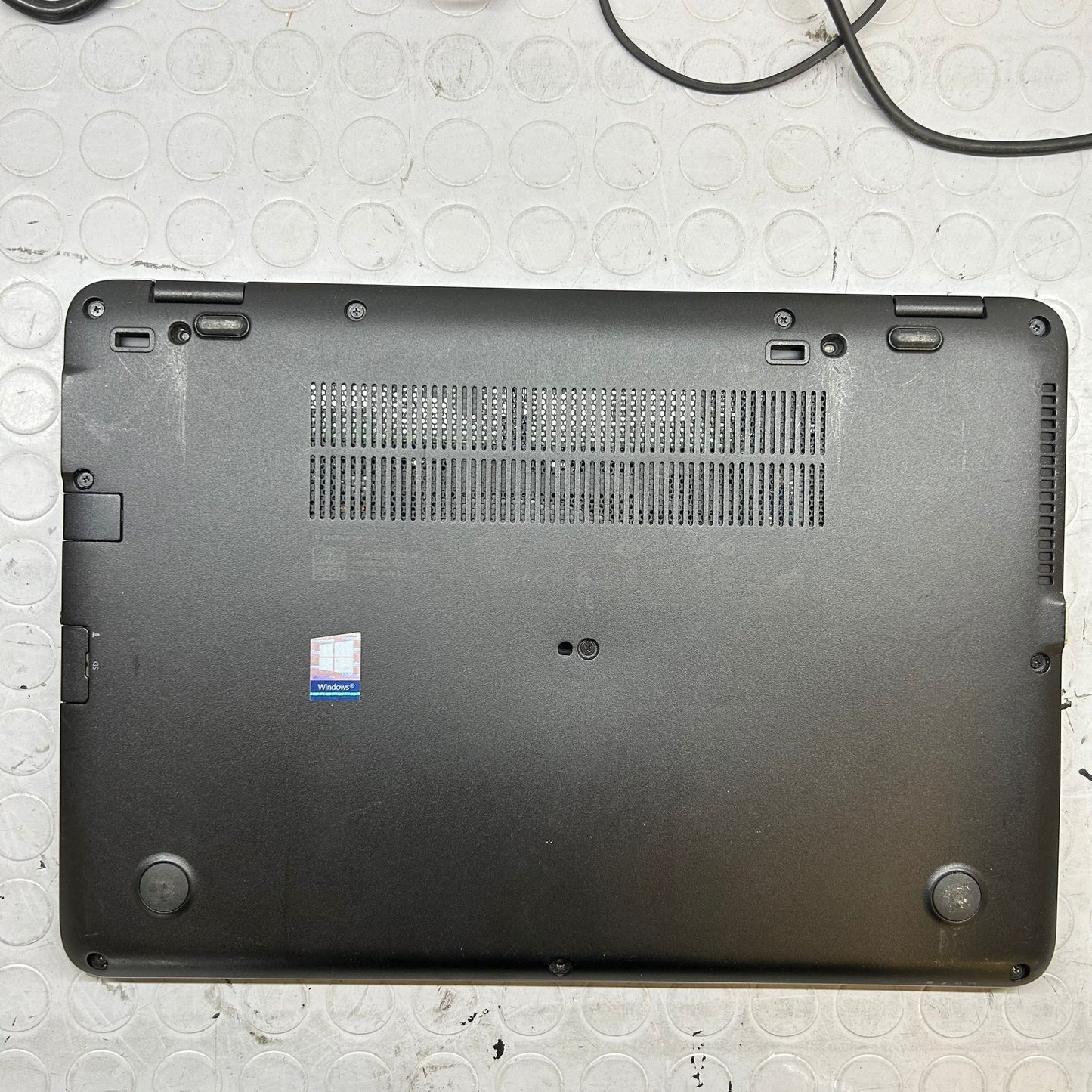 HP Elitebook 840 G4, Pc Portatile Notebook intel core i5-7200U, Display 14", Ram 16Gb, SSD 256Gb, Pacchetto Libre Office W10P