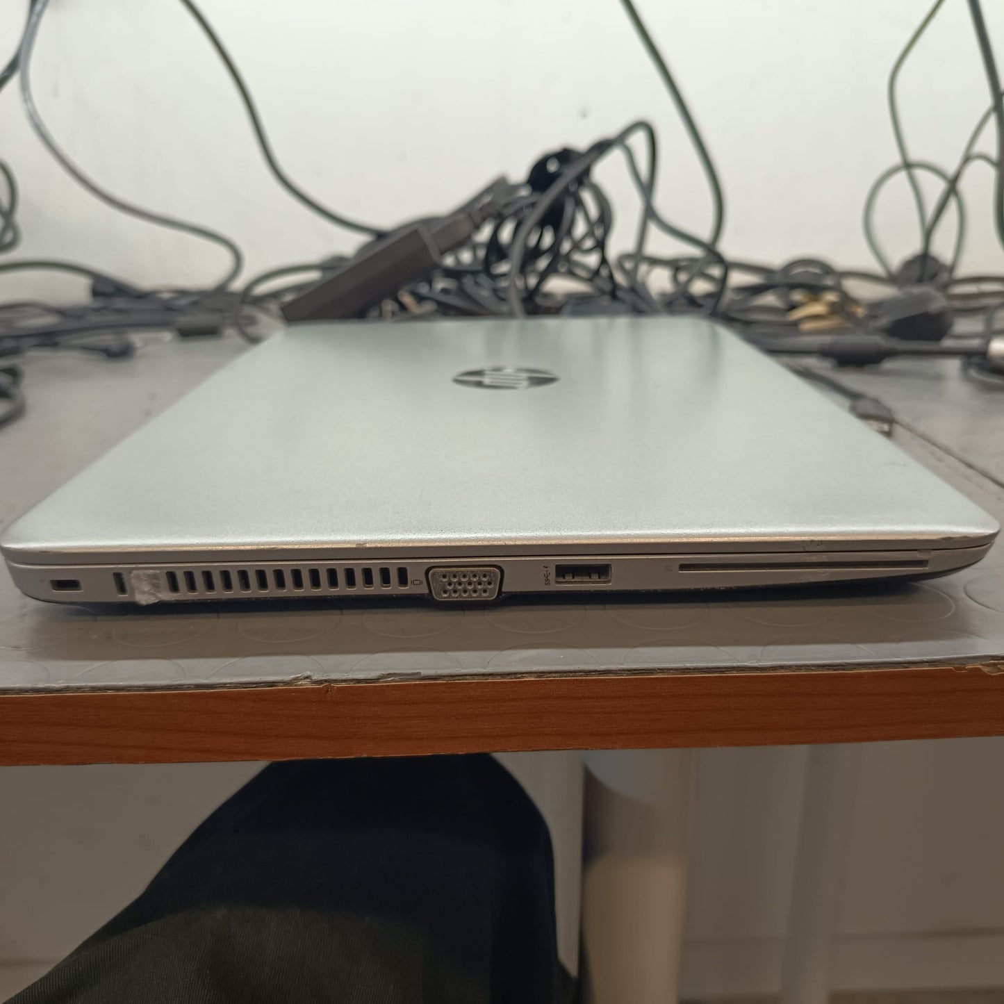 HP 840 G3 I7 -6600U RAM 16GB; HDD 500GB SSD 128GB DISPLAY 14.0" WIN 10 PRO