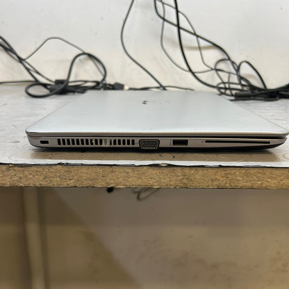 HP Elitebook 840 G4, Pc Portatile Notebook intel core i5-7200U, Display 14", Ram 16Gb, SSD 256Gb, Pacchetto Libre Office W10P