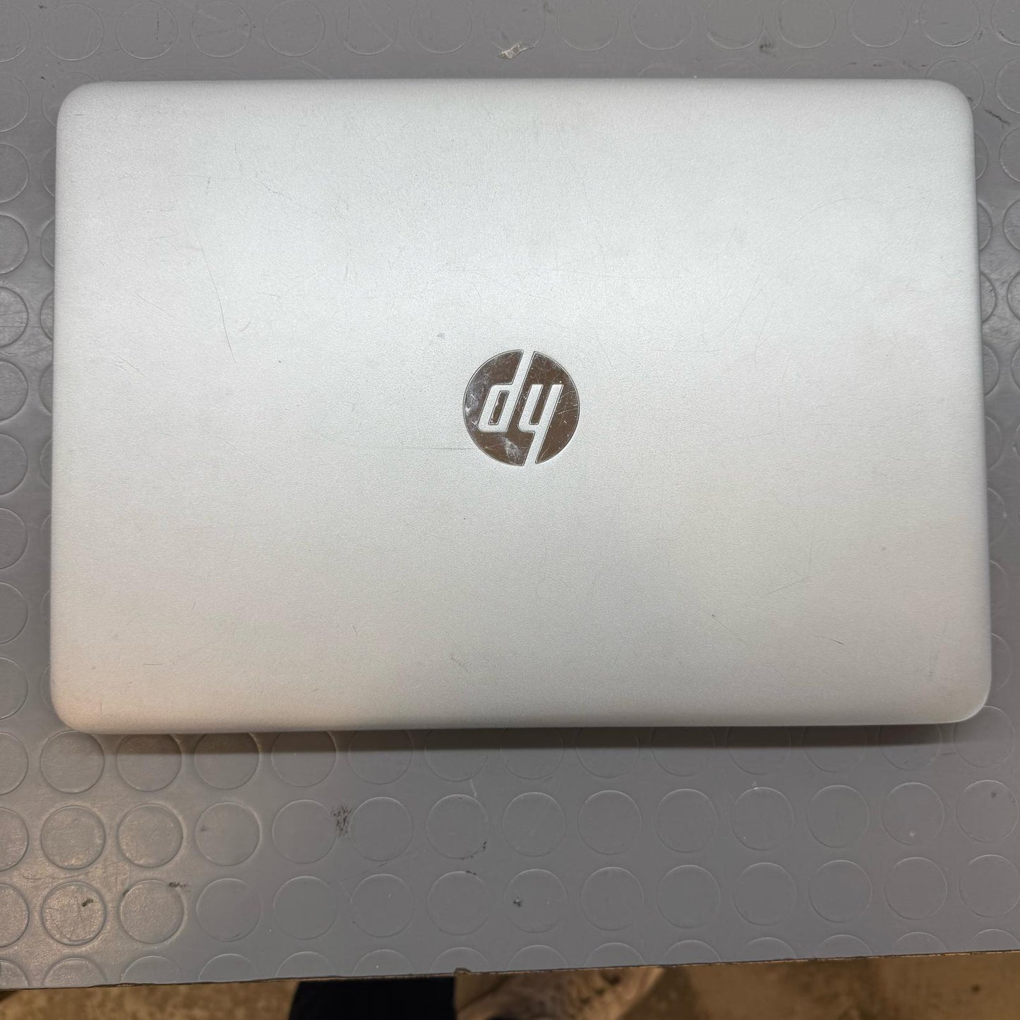 HP 840 G3 I5 -6200U RAM 8GB; SSD 256GB WIN 10 DISPLAY 14.0 HD